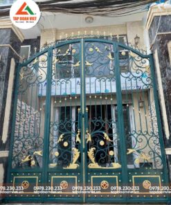 Cửa cổng 4 cánh bằng sắt đẹp, đẳng cấp - Tập Đoàn Việt Cua cong 4 canh bang sat 1