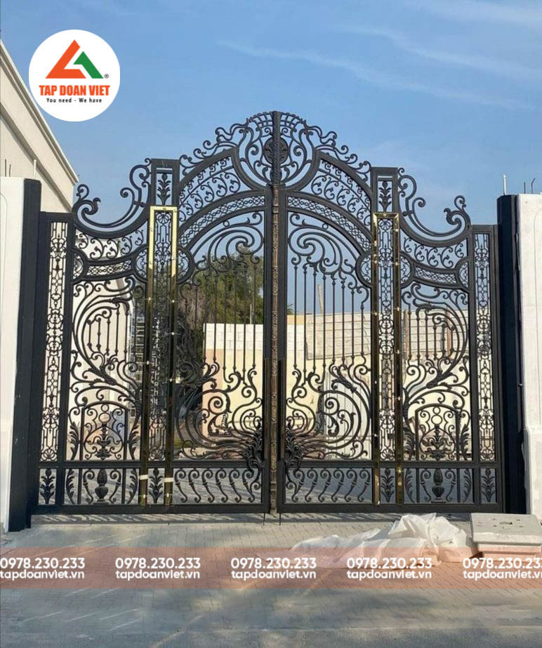 Cổng 4 cánh đẹp, mê hoặc - Tập Đoàn Việt Cổng 4 cánh đẹp, mê hoặc - Ảnh 6