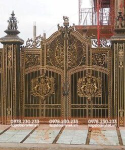 Cổng nhà sắt hộp sang trọng, hiện đại - Tập Đoàn Việt cong nha sat hop 1