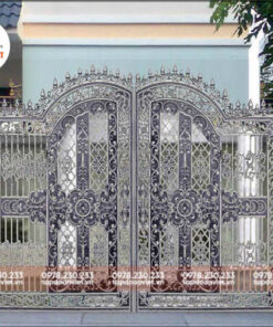 Cổng nhà sắt hộp sang trọng, hiện đại - Tập Đoàn Việt cong nha sat hop