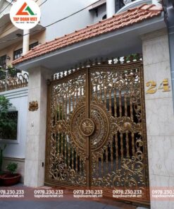 Cổng nhôm đúc biệt thự đẳng cấp, nguy nga - Tập Đoàn Việt cong nhom duc biet thu 1