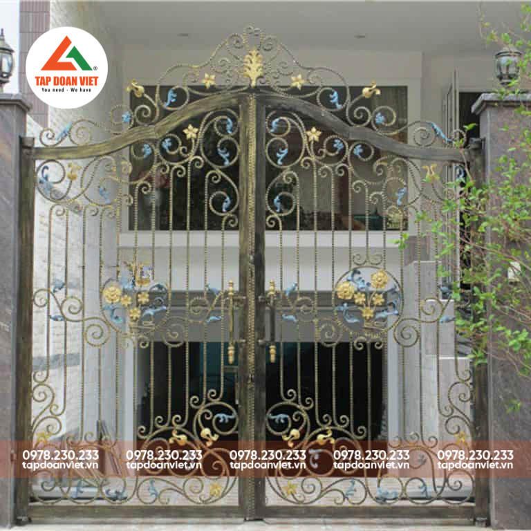 Cổng sắt 2 cánh đẹp, sang trọng - Tập Đoàn Việt Cổng sắt 2 cánh đẹp, sang trọng - Ảnh 4