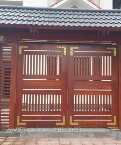 Cổng sắt 2 cánh giả gỗ, mới lạ - Tập Đoàn Việt cong sat 2 canh gia go 1