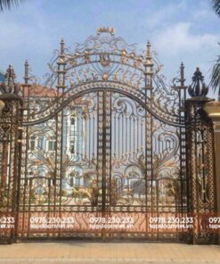 Cổng sắt 4 cánh hiện đại, tiện lợi - Tập Đoàn Việt cong sat 4 canh 4