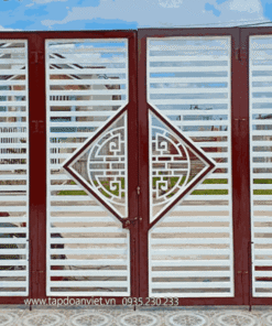 Cổng sắt 4 cánh chữ thọ, trường tồn