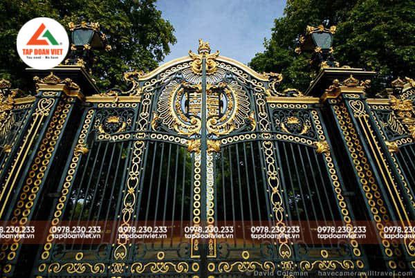Cổng sắt biệt thự đơn giản, sang trọng - Tập Đoàn Việt Cổng sắt biệt thự đơn giản, sang trọng - Ảnh 3