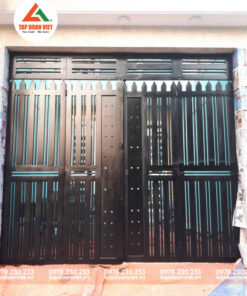 Cổng sắt hộp 4 cánh đẹp, cao cấp - Tập Đoàn Việt cong sat hop 4 canh dep 2