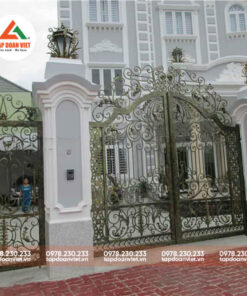 Cổng sắt vòm đẹp, quý phái - Tập Đoàn Việt cong sat vom dep 3