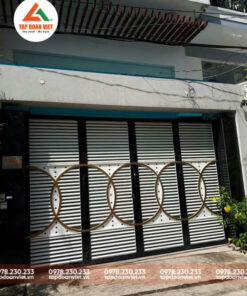 Cửa cổng 4 cánh gấp đẹp, sang trọng - Tập Đoàn Việt cua cong 4 canh gap 2