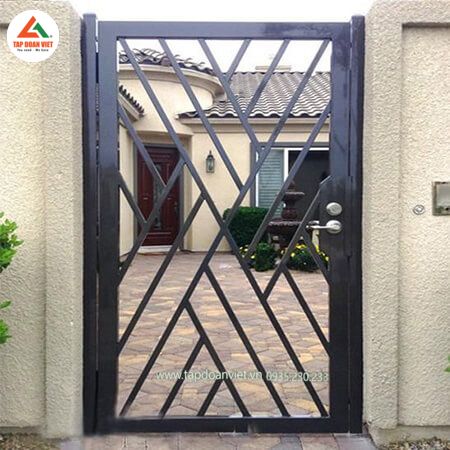 Cửa cổng sắt hộp 1 cánh đẹp, mới lạ - Tập Đoàn Việt Cửa cổng sắt hộp 1 cánh đẹp, mới lạ - Ảnh 3