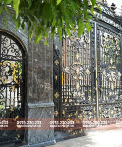 Cửa cổng sắt hộp kiểu dáng mới lạ, trang nhã - Tập Đoàn Việt cua cong sat hop 2