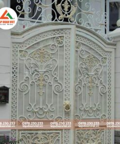 Cửa cổng sắt hộp đẹp hiện đại, ấn tượng - Tập Đoàn Việt cua cong sat hop dep
