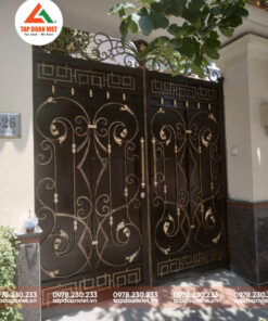 Cửa sắt tân cổ điển đẳng cấp - Tập Đoàn Việt cua sat tan co dien 4