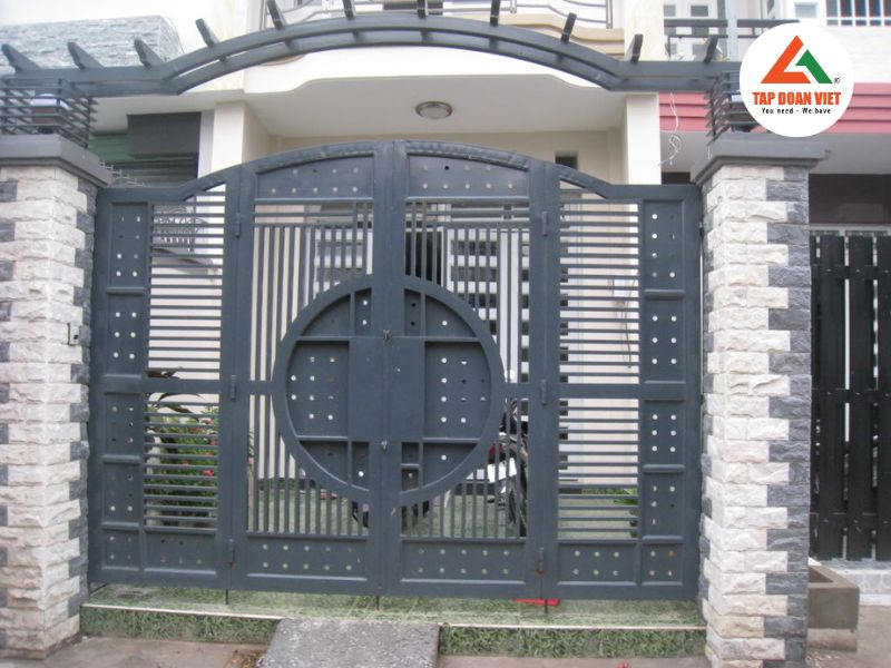 Lắp đặt cổng sắt hộp – kiến tạo không gian sống hiện đại - Tập Đoàn Việt Cong Sat Hop Uu Diem