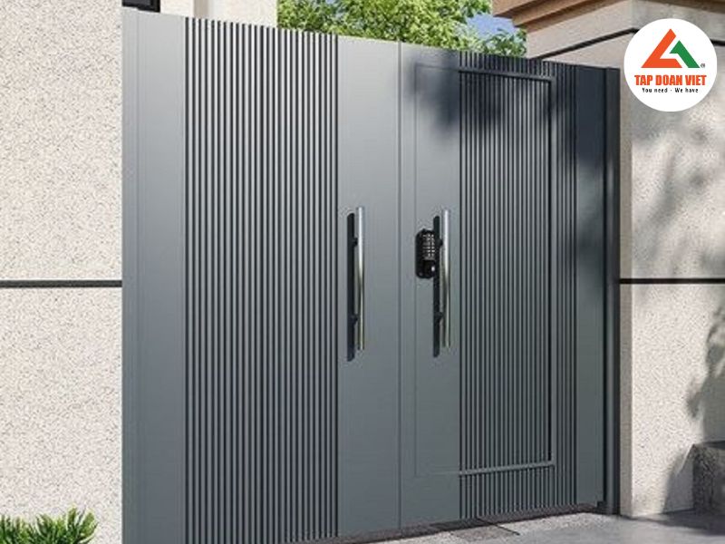 Lắp đặt mẫu cửa cổng sắt hộp giá rẻ, chất lượng - Tập Đoàn Việt Mau Cua Cong Sat Hop Cau Tao