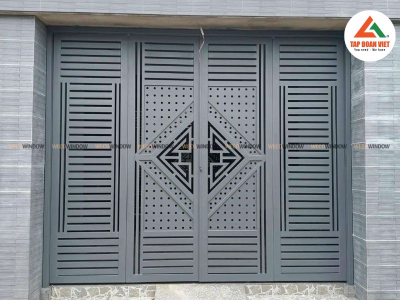 Lắp đặt mẫu cửa cổng sắt hộp giá rẻ, chất lượng - Tập Đoàn Việt Mau Cua Cong Sat Hop Uu Diem