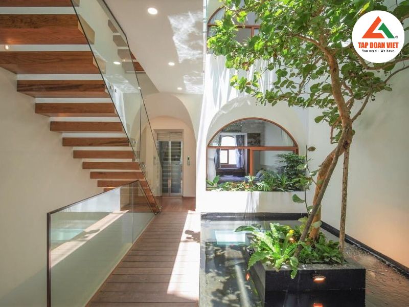 Đơn vị thi công mẫu mái kính đẹp, chất lượng - Tập Đoàn Việt Mau Mai Kinh Dep Phan Loai 1